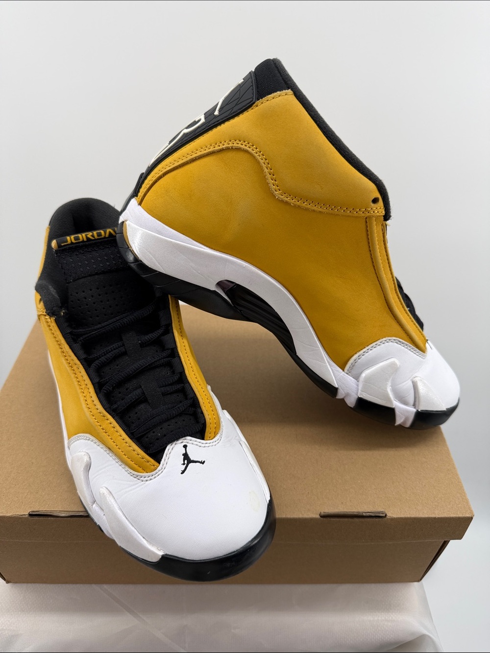 Jordan 14 Light Ginger size 8.5M